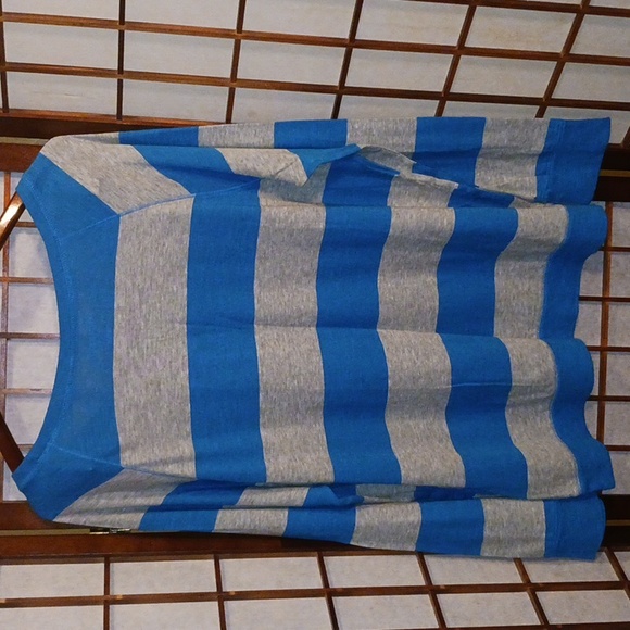 Old Navy Top - Picture 4 of 7